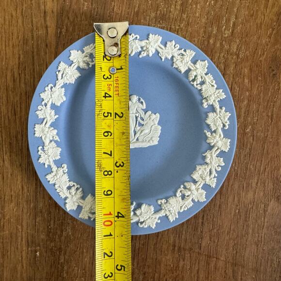 Wedgwood England Blue Jasperware 4.5" Small Trinket Tray plate - Picture 2 of 4